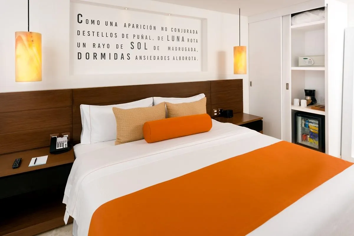 Flamingo Cancun All Inclusive