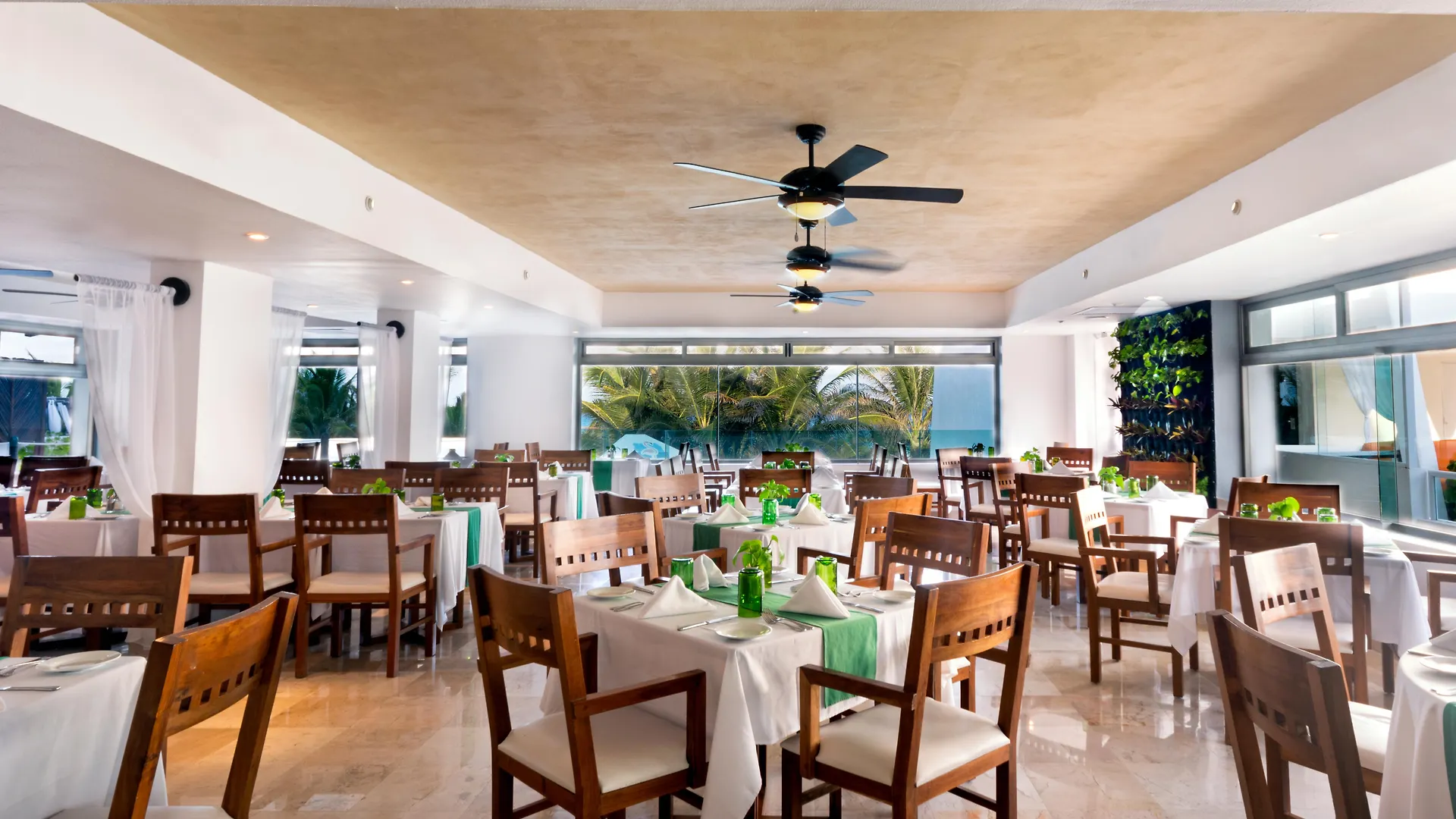 Szálloda Flamingo Cancun All Inclusive